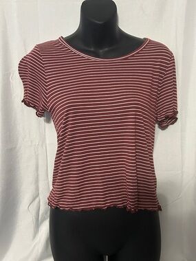 Striped Short Sleeve Tee in Burgundy and White Ruffled sleeves & Waist Size M